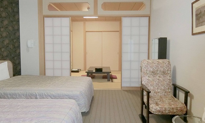 Miyazaki House | Yurakuan Miyazaki