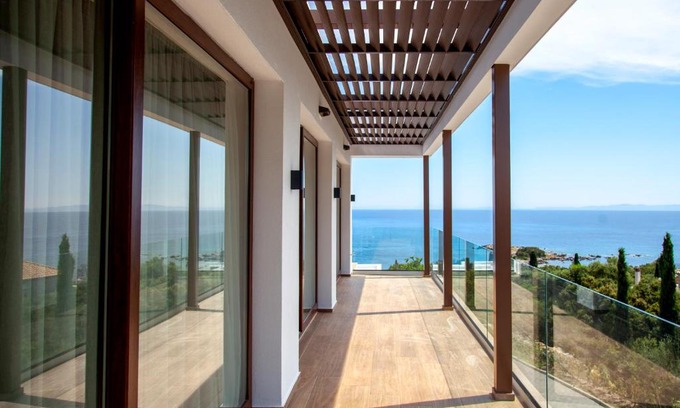 Sivota Apartment | Zavia Penthouse