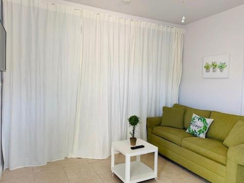 West Park Apartment | Zen Garden Studio