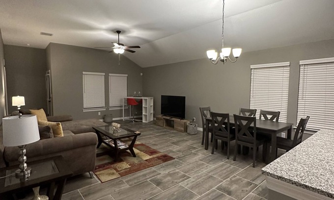 Biggs Field House | Zen Out. Relax. Vibe. Enjoy your Stay