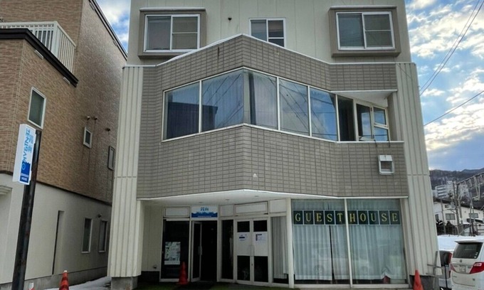 Zenibako Apartment | Zenibako House 1F