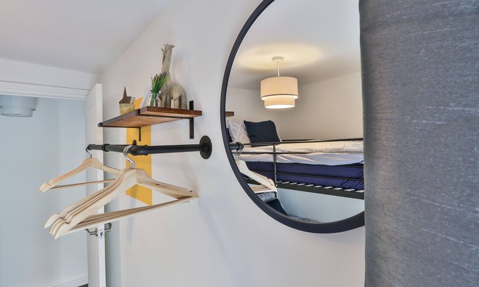 Trecynon House | Zip world~ BPW~ Sgwd Yr Eira