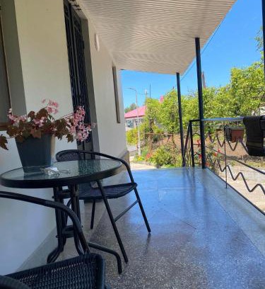 Mtsvane Kontskhi House | Zurkas’ guesthouse