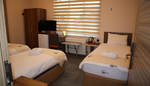 Business Triple Room