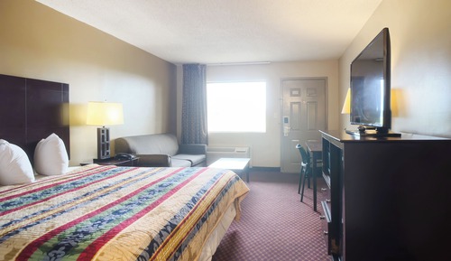 Deluxe Room, 1 King Bed, Smoking