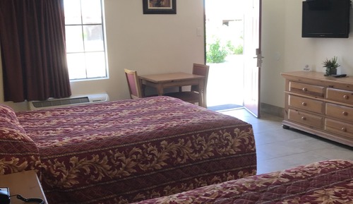 Standard Room, 2 Queen Beds