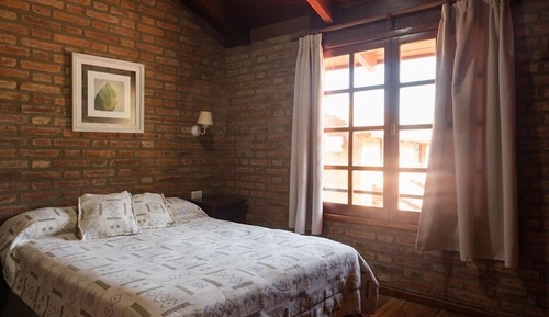 Standard Cabin (4 People)