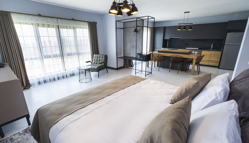 Suit, Doga Manzarali