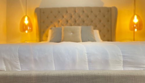 Deluxe Room, 1 King Bed, Non Smoking, Refrigerator