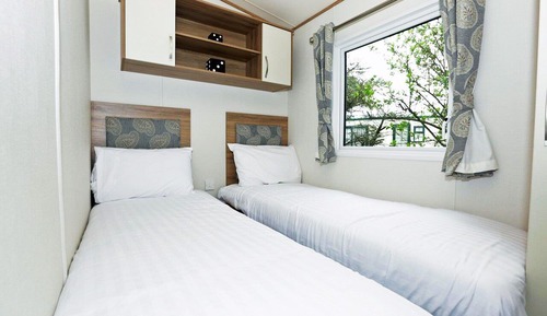 6 Berth Luxury Caravan Pet Free