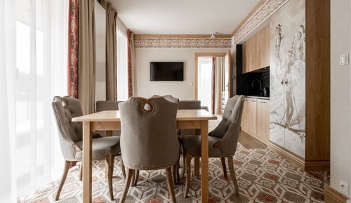 Superior Apartment