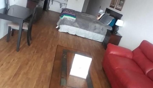 Deluxe Studio Suite, 1 King Bed