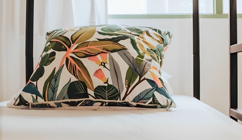 Standard Shared Dormitory, Women only