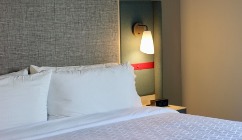 Standard Room, 1 King Bed