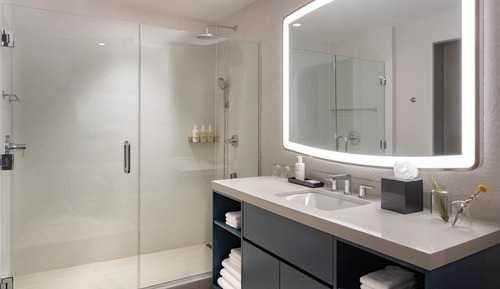 Room, 2 Queen Beds, Non Smoking (Balcony)