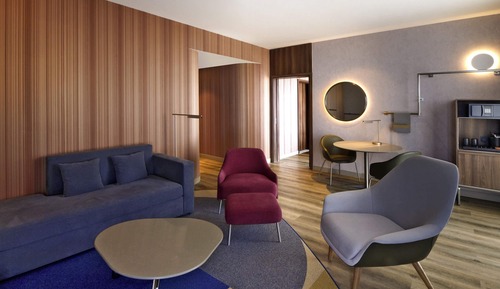 Suite, 1 Double Bed, River View
