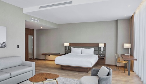 Suite, 1 Bedroom, City View