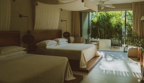 Superior Double Deluxe Suite
