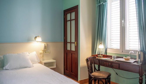 Standard Single Room