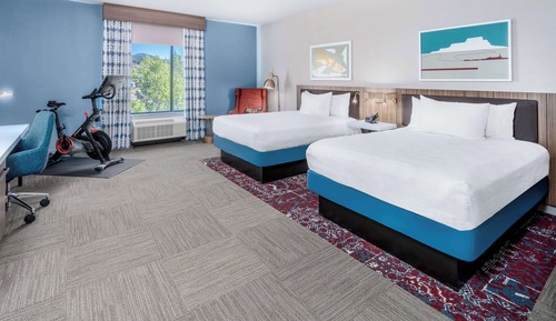 Room, 2 Queen Beds (Peloton)