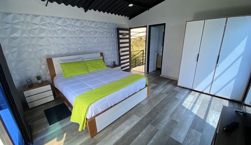 Luxury Double Room, 1 Queen Bed, Mountain View