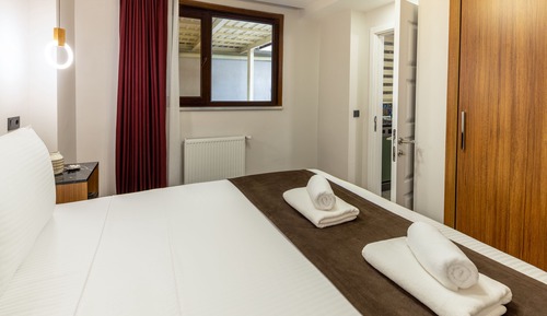 Economy Apartment, 2 Bedrooms, No Windows