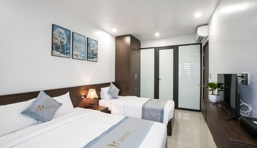 Signature Triple Room