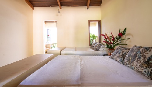 Comfort Double Room Single Use, 2 Queen Beds, Ensuite, Poolside