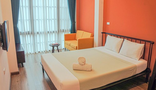 Comfort Room, 1 Queen Bed