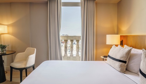 Premier Room, City View