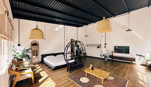 Standard Studio
