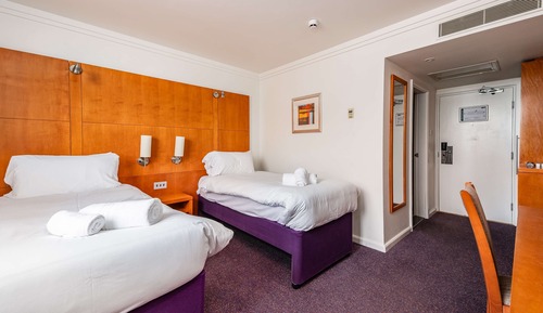 Classic Room, Multiple Beds, Non Smoking