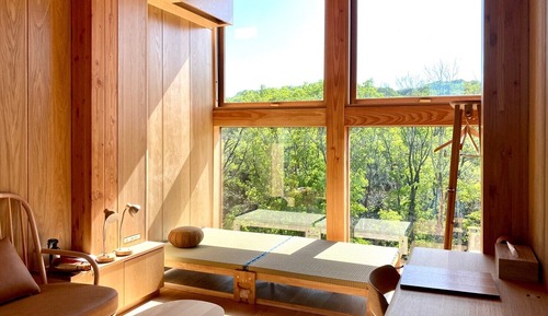 Temple Lodging with Meditation Plan (Single Room, Non-Smoking)