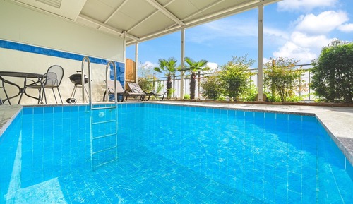 Basic Room, 1 Bedroom (PoolVilla 101)