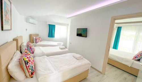 Family Suite, 2 Bedrooms, Connecting Rooms