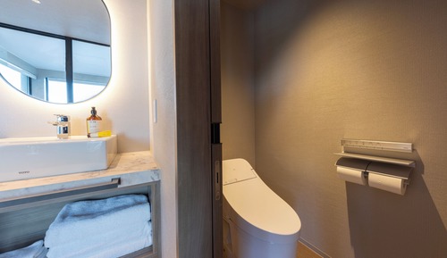 Rooftop Jaccuzi Suite,Non Smoking