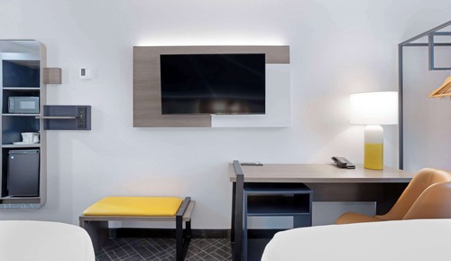 Standard Room, 2 Queen Beds, Non Smoking