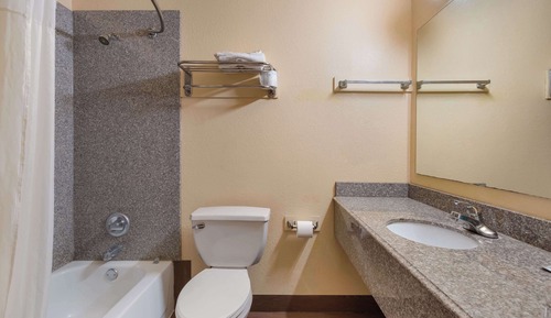 Standard Room, 1 Queen Bed, Smoking