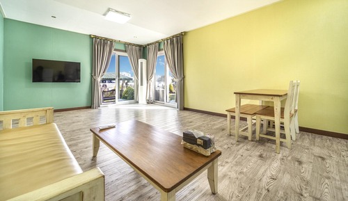 Basic Room, 1 Bedroom (happy 25pyeng)