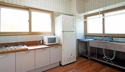 Room (Marronnier 1 (Group))