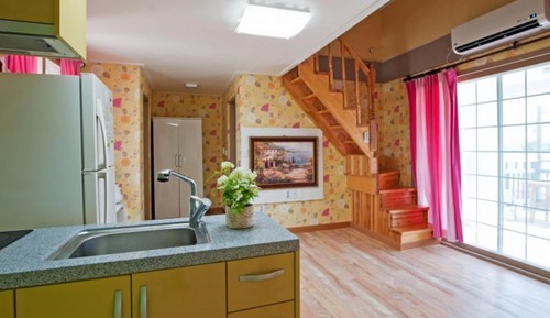 Room (Chocolate (Duplex))