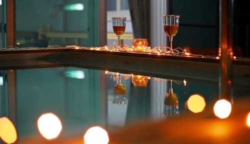 Room (L AKE or (multiple floors))