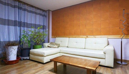 Room (Ear-ring Flower)