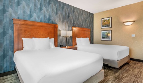 Suite, 2 Queen Beds, Accessible, Refrigerator & Microwave (Sofabed, 2 Rooms, Tub)