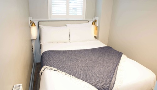 Family Room, Garden Area (TRADITIONAL)