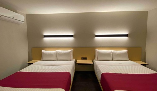 Standard Room, 2 Double Beds, Non Smoking