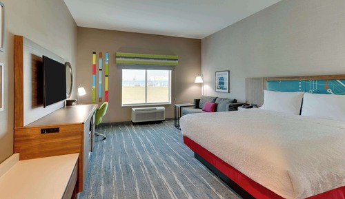 Suite, 1 King Bed, Non Smoking