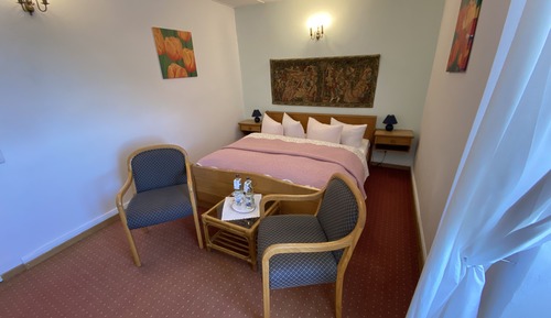 Standard Twin Room, 1 Queen Bed, Shared Bathroom, Garden View