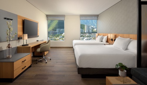 Room, Multiple Beds