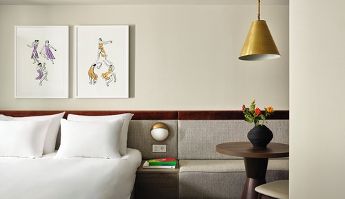 Room, City View